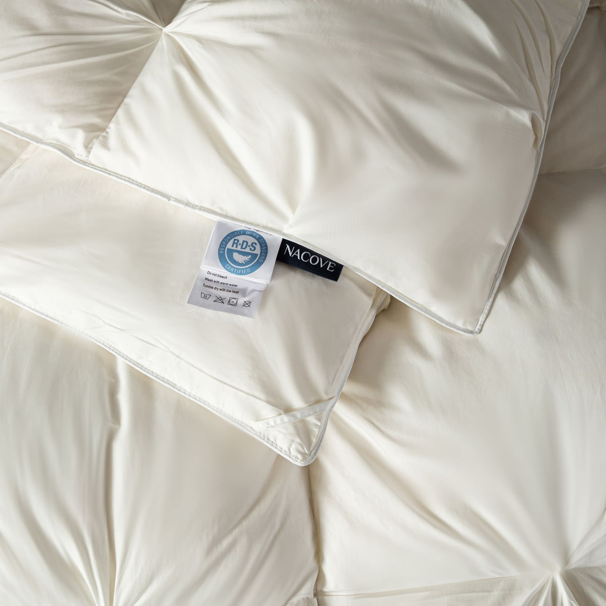 Nacove® LuxeLoft Goose Down Duvet