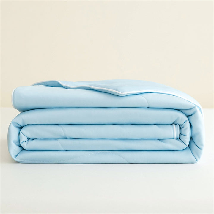 Nacove Premium Cooling Comforter - Blue