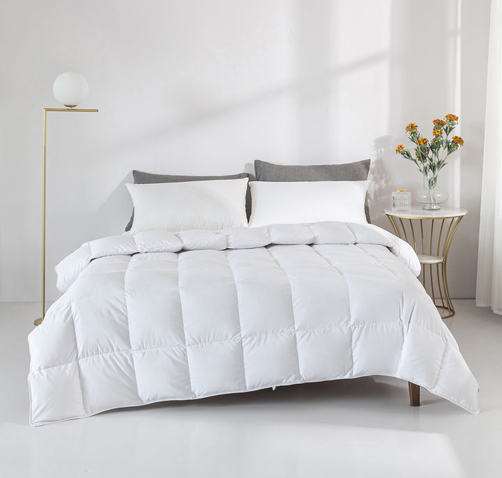 Nacove® DreamWeaver Goose Down Duvet